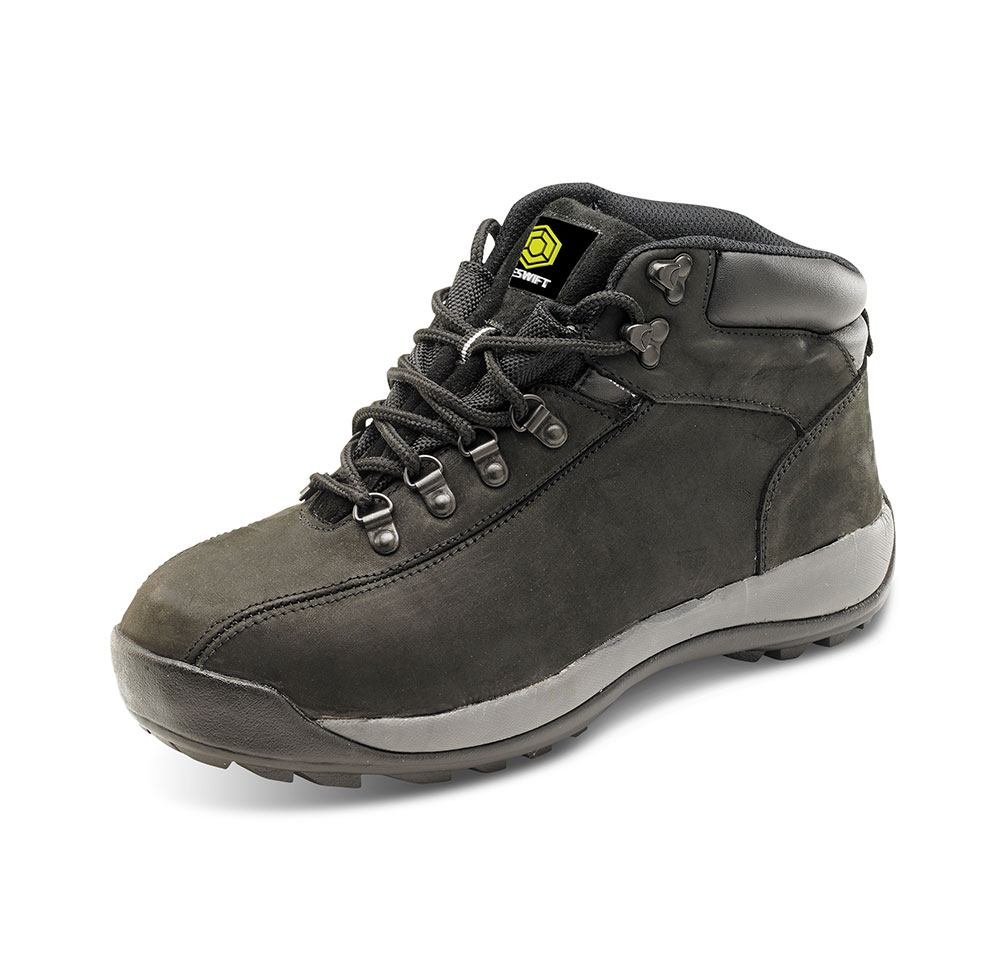 Beeswift Sbp Chukka Boot Black